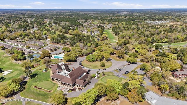 954 Laa La Place, Diamondhead, MS 39525