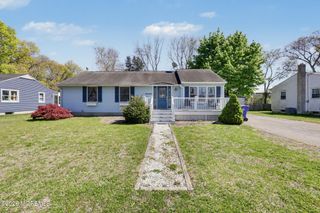 135 John Street, Brick, NJ 08724