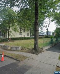 64 Fern Avenue, Irvington, NJ 07111