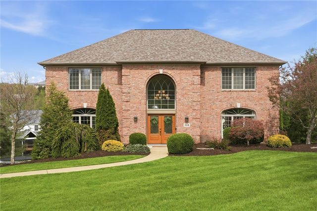 315 Fox Run Dr, Peters Twp, PA 15367