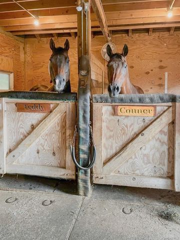 14 Hillside Avenue, Saint James, NY 11780