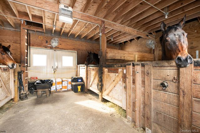 14 Hillside Avenue, Saint James, NY 11780