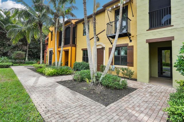 9064 N Capistrano Street 5004, Naples, FL 34113