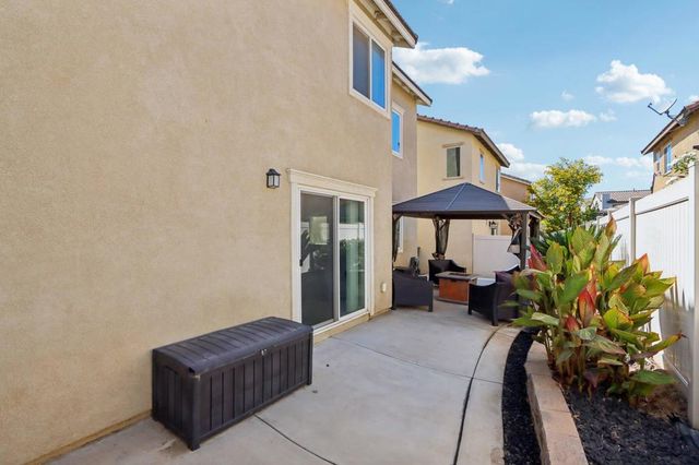 1410 Silverberry Lane, Beaumont, CA 92223