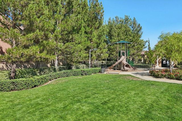 1410 Silverberry Lane, Beaumont, CA 92223