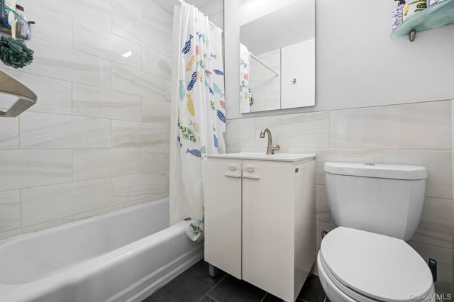 84-20 153rd Avenue 6K, Howard Beach, NY 11414