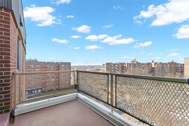 84-20 153rd Avenue 6K, Howard Beach, NY 11414