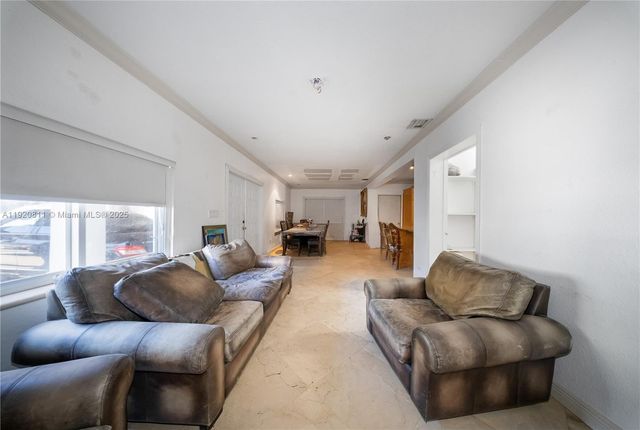 12265 SW 43rd St, Miami, FL 33175