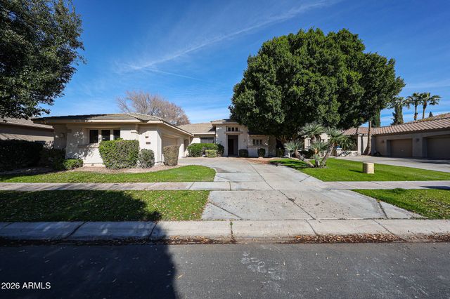 1710 W BARTLETT Way, Chandler, AZ 85248