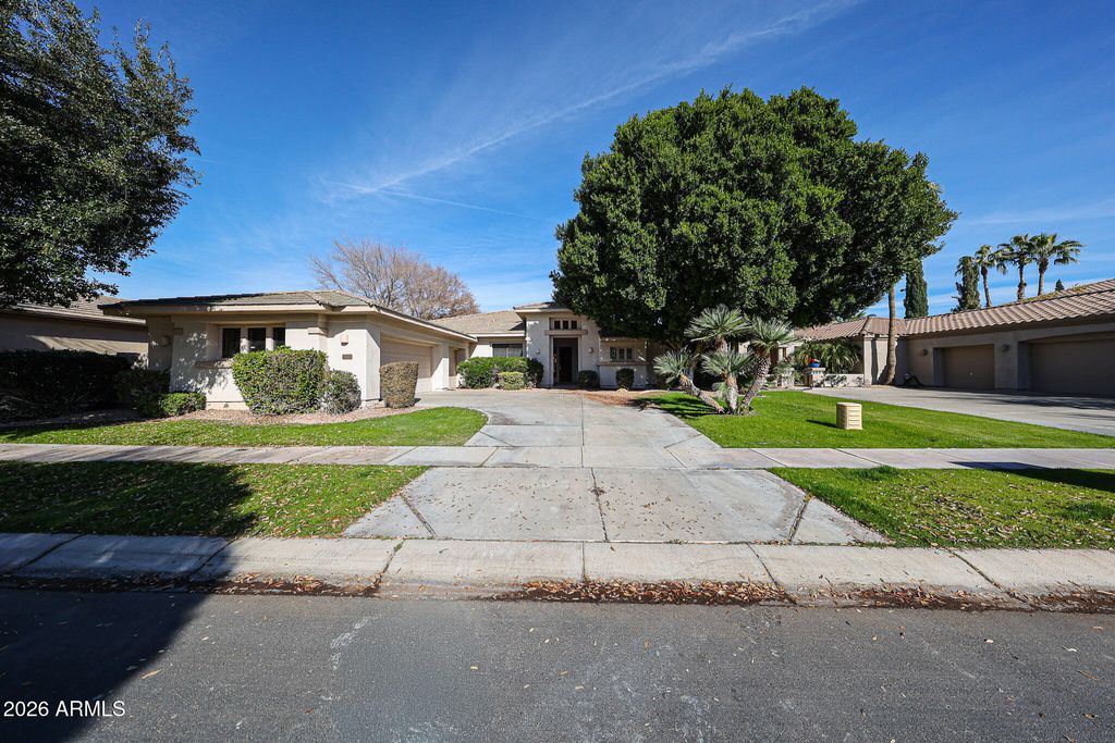 1710 W BARTLETT Way, Chandler, AZ 85248