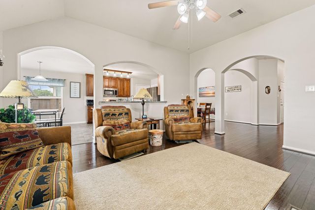 195 Midtown Park Drive, Alvin, TX 77511