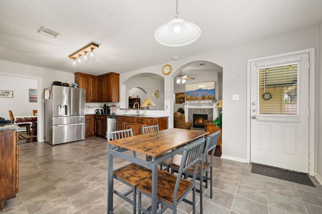 195 Midtown Park Drive, Alvin, TX 77511