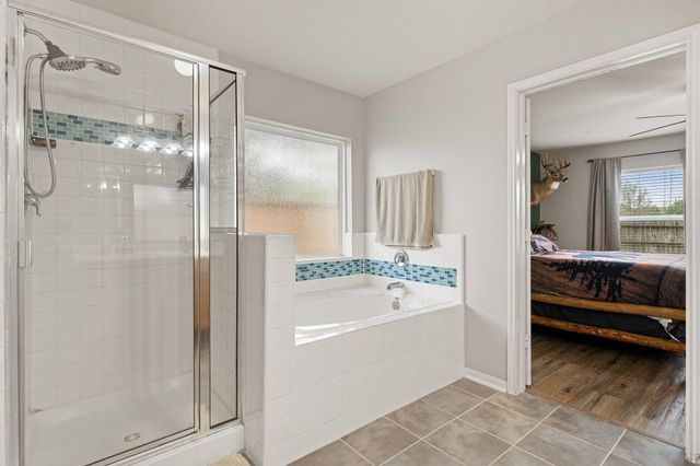 195 Midtown Park Drive, Alvin, TX 77511