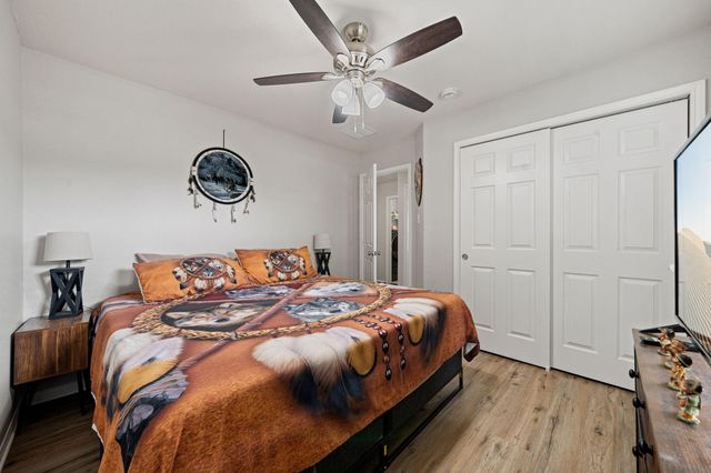 195 Midtown Park Drive, Alvin, TX 77511