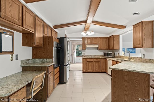 47040 Elmsmere Drive, Northville, MI 48167