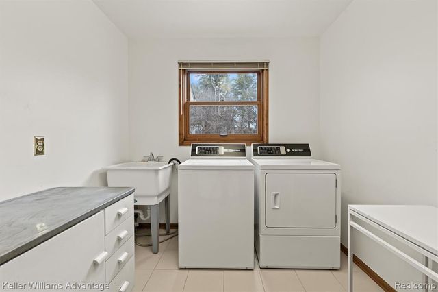 47040 Elmsmere Drive, Northville, MI 48167