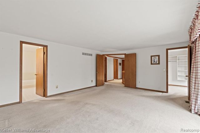 47040 Elmsmere Drive, Northville, MI 48167