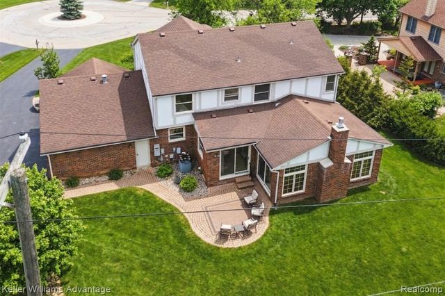 47040 Elmsmere Drive, Northville, MI 48167