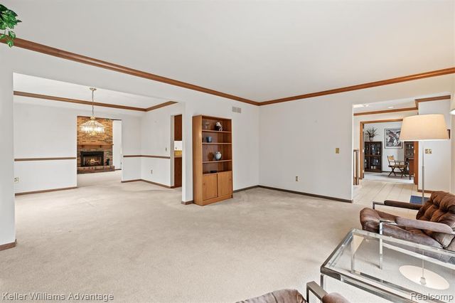47040 Elmsmere Drive, Northville, MI 48167
