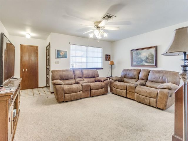 16 Red Rock Road, Shawnee, OK 74804