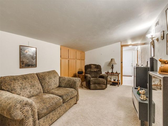 16 Red Rock Road, Shawnee, OK 74804