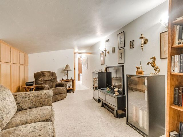 16 Red Rock Road, Shawnee, OK 74804