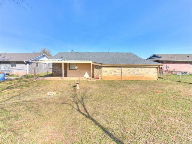 16 Red Rock Road, Shawnee, OK 74804
