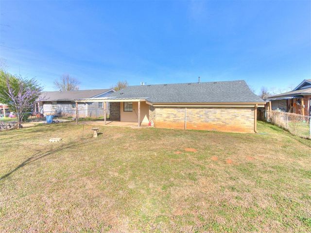 16 Red Rock Road, Shawnee, OK 74804