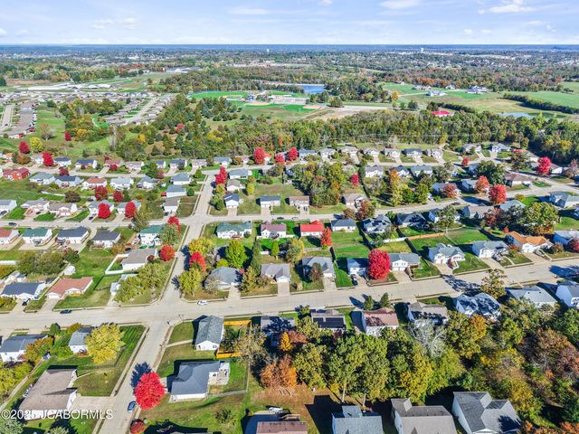 3741 BUCKINGHAM PARK, Jefferson City, MO 65109