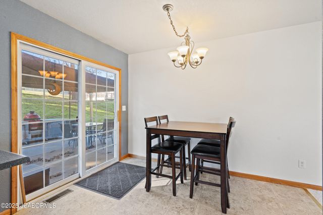 3741 BUCKINGHAM PARK, Jefferson City, MO 65109