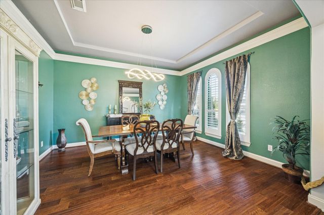 2504 Baywater Canyon Drive, Pearland, TX 77584