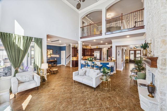2504 Baywater Canyon Drive, Pearland, TX 77584