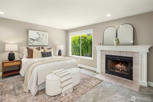 3745 248th Avenue SE, Sammamish, WA 98029