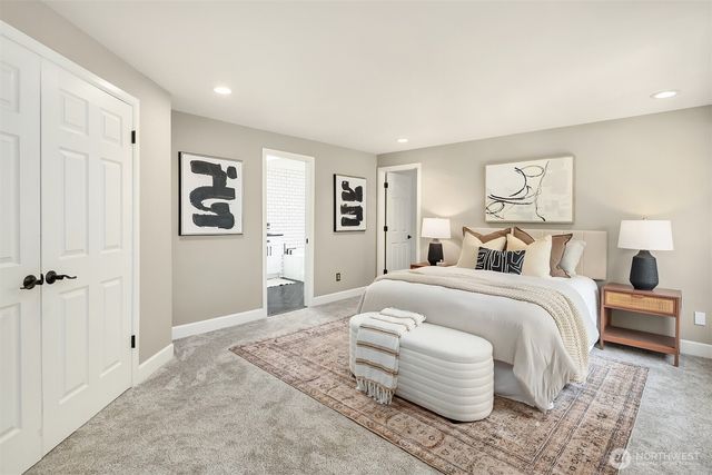 3745 248th Avenue SE, Sammamish, WA 98029