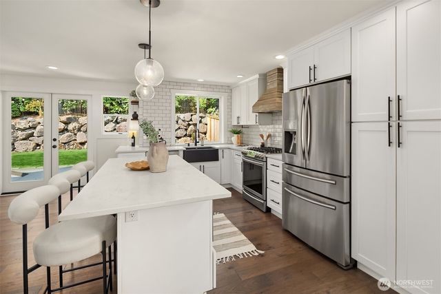 3745 248th Avenue SE, Sammamish, WA 98029