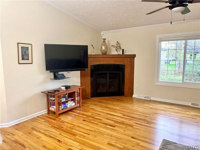 4210 Mistral Circle, Clay, NY 13090