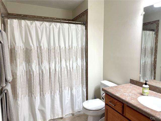 4210 Mistral Circle, Clay, NY 13090