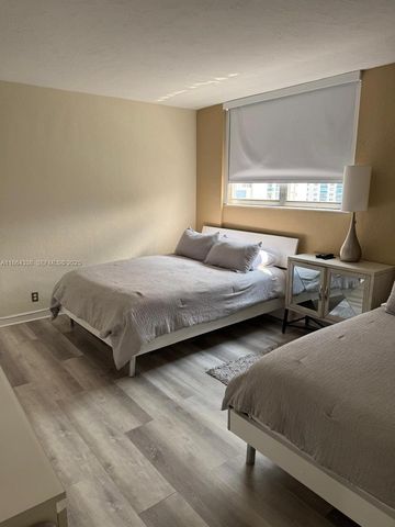 3801 S Ocean Drive 14V, Hollywood, FL 33019