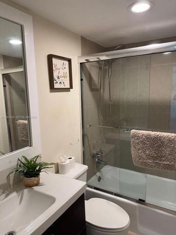 3801 S Ocean Drive 14V, Hollywood, FL 33019