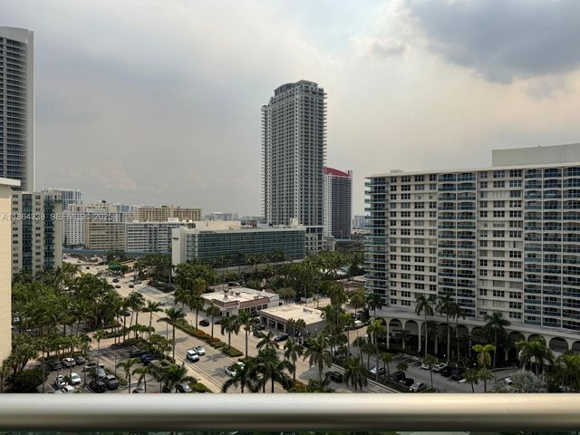 3801 S Ocean Drive 14V, Hollywood, FL 33019