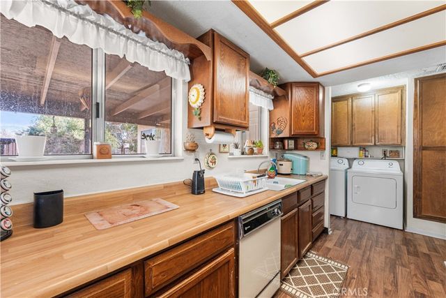 10042 Ave S12, Littlerock, CA 93543