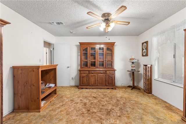 10042 Ave S12, Littlerock, CA 93543