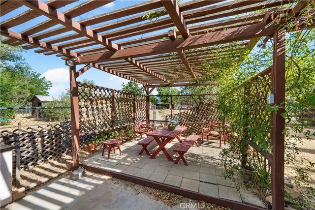 10042 Ave S12, Littlerock, CA 93543