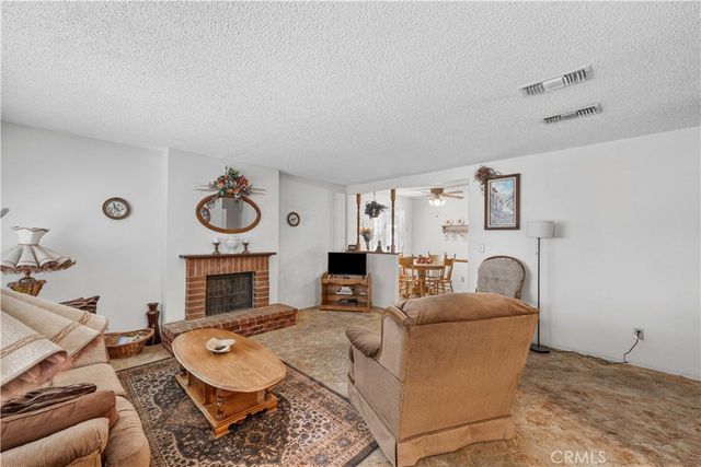 10042 Ave S12, Littlerock, CA 93543