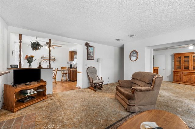 10042 Ave S12, Littlerock, CA 93543