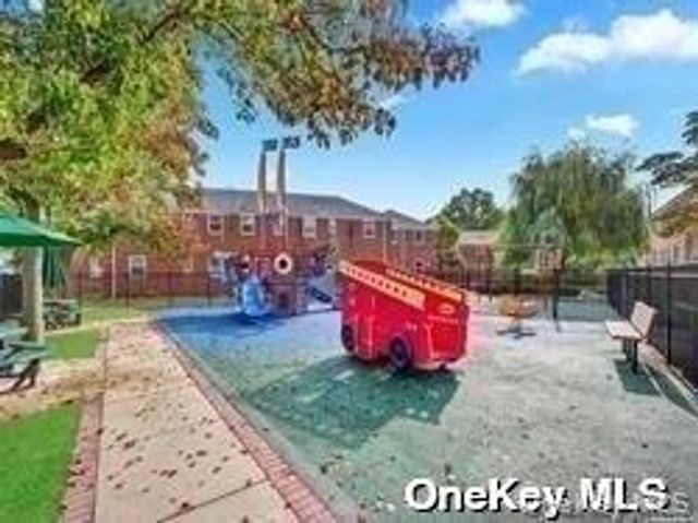 260-55 Langston Avenue E-1, Glen Oaks, NY 11004