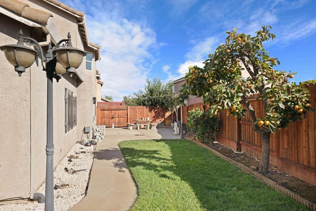 2059 Erickson Cir, Stockton, CA 95206