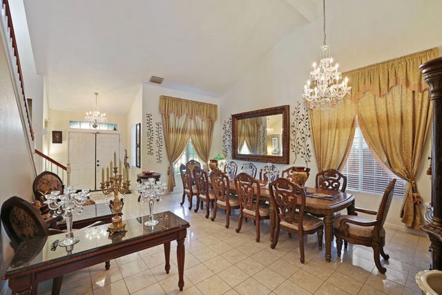 2059 Erickson Cir, Stockton, CA 95206