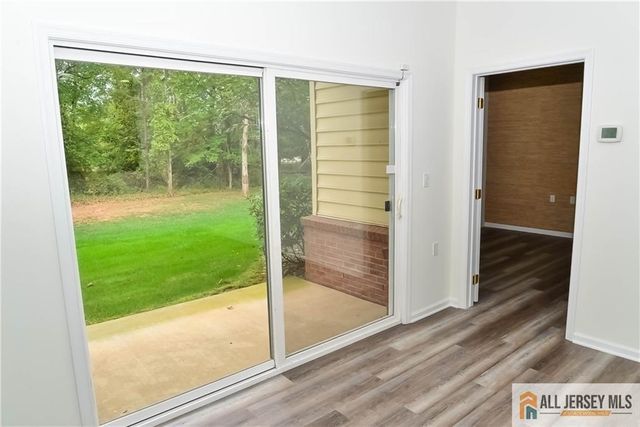 2103 Neville Court, Franklin, NJ 08873