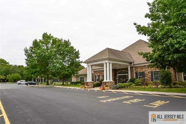 2103 Neville Court, Franklin, NJ 08873